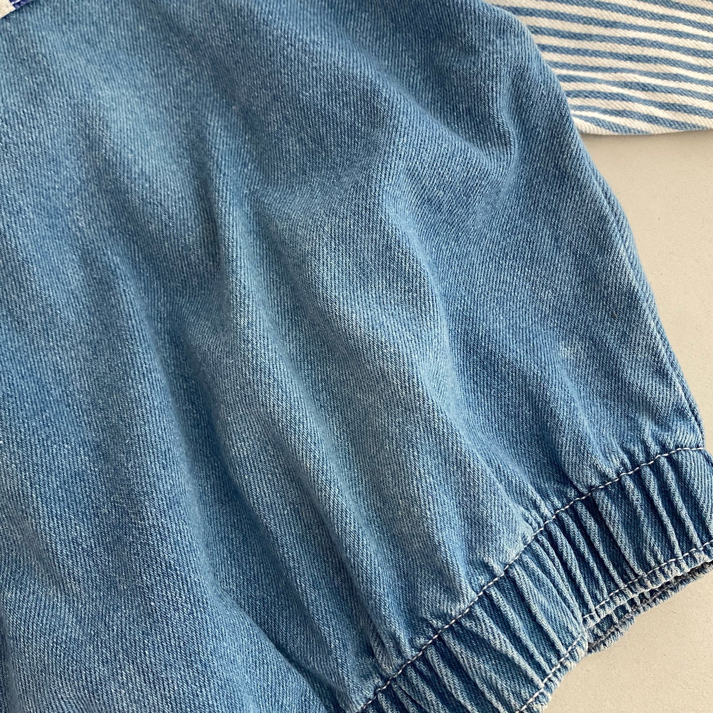 Rare vintage Thomas The Tank Engine Stripe Bomber Denim Jacket (5Y)
