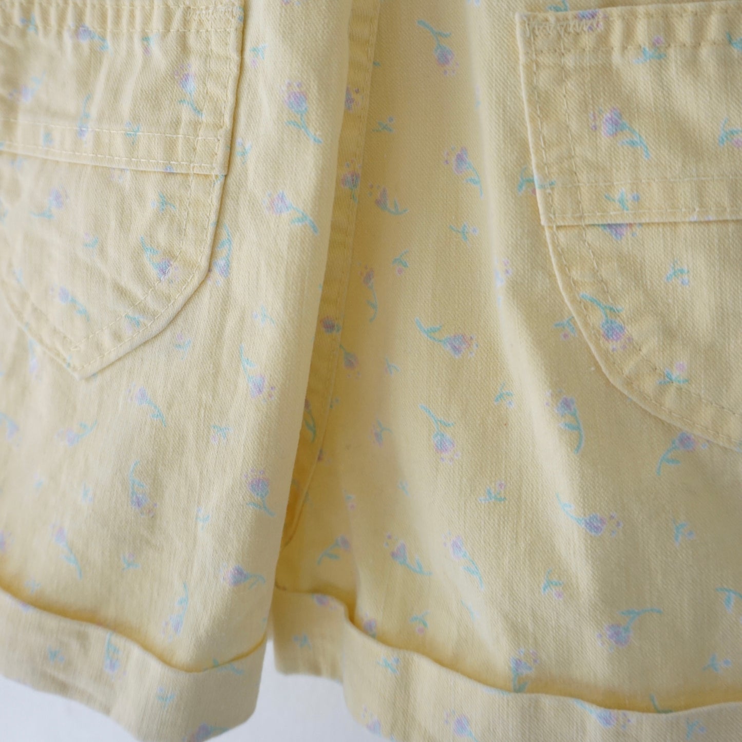 Vintage OshKosh Yellow Ditsy Floral Cuffed Shortalls (4T)