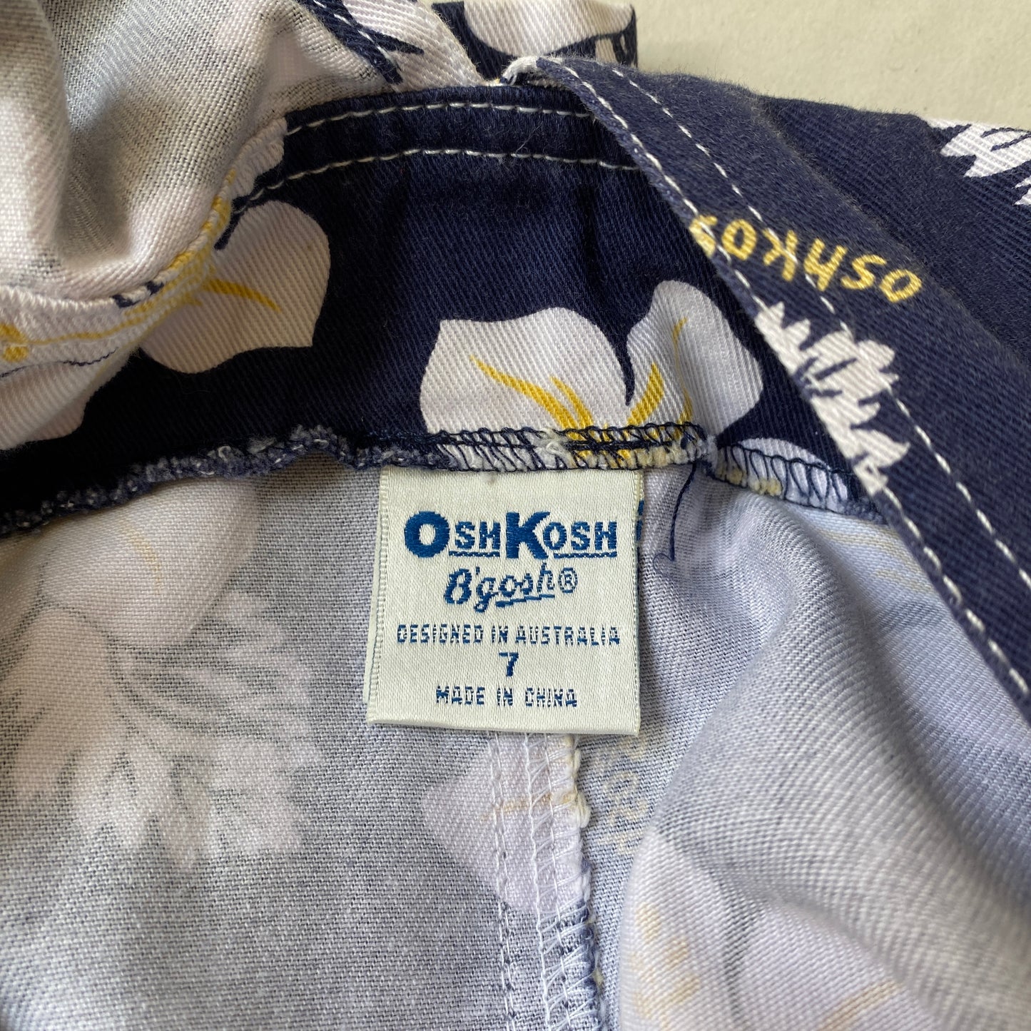 Aus - OshKosh Navy Blue Hibiscus Shortalls (7Y)