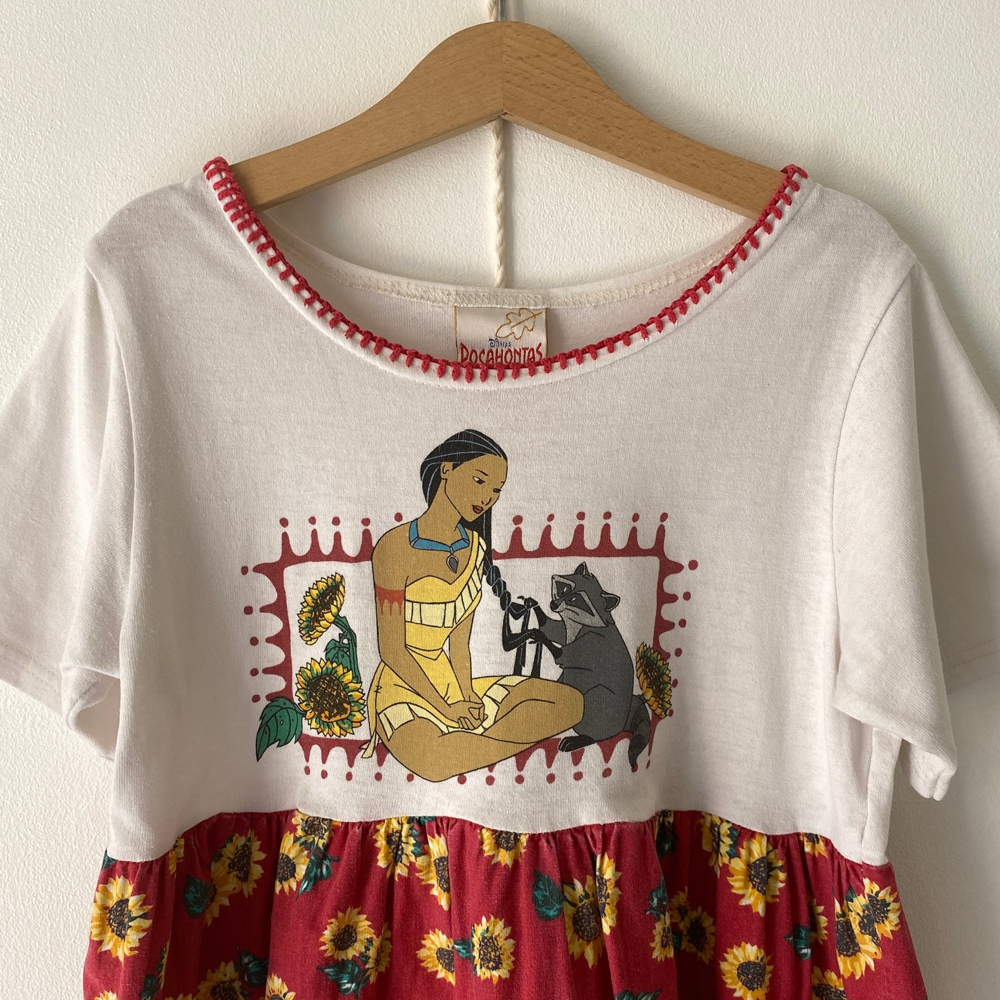 Vintage Disney Pocahontas Sunflower Dress (8Y)