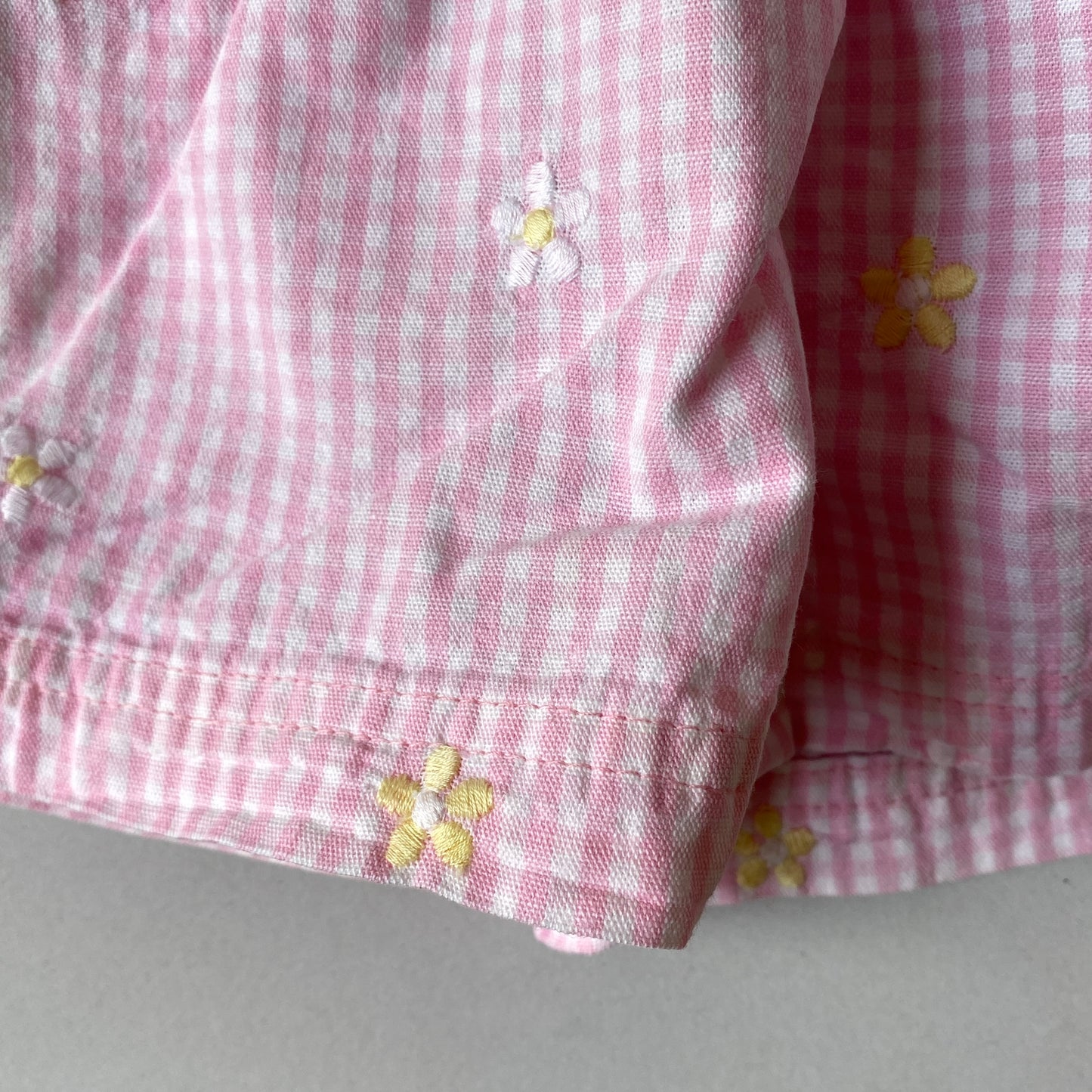 Vintage OshKosh Pink Gingham Floral Embroidered Shorts (2T)